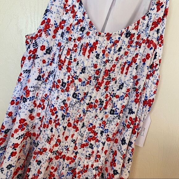 Timeā
andĀ TruāFloralāSundress - Picture 5 of 7